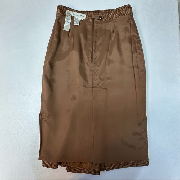 Doncaster Brown Checkered Pencil Skirt - Picture 7 of 13